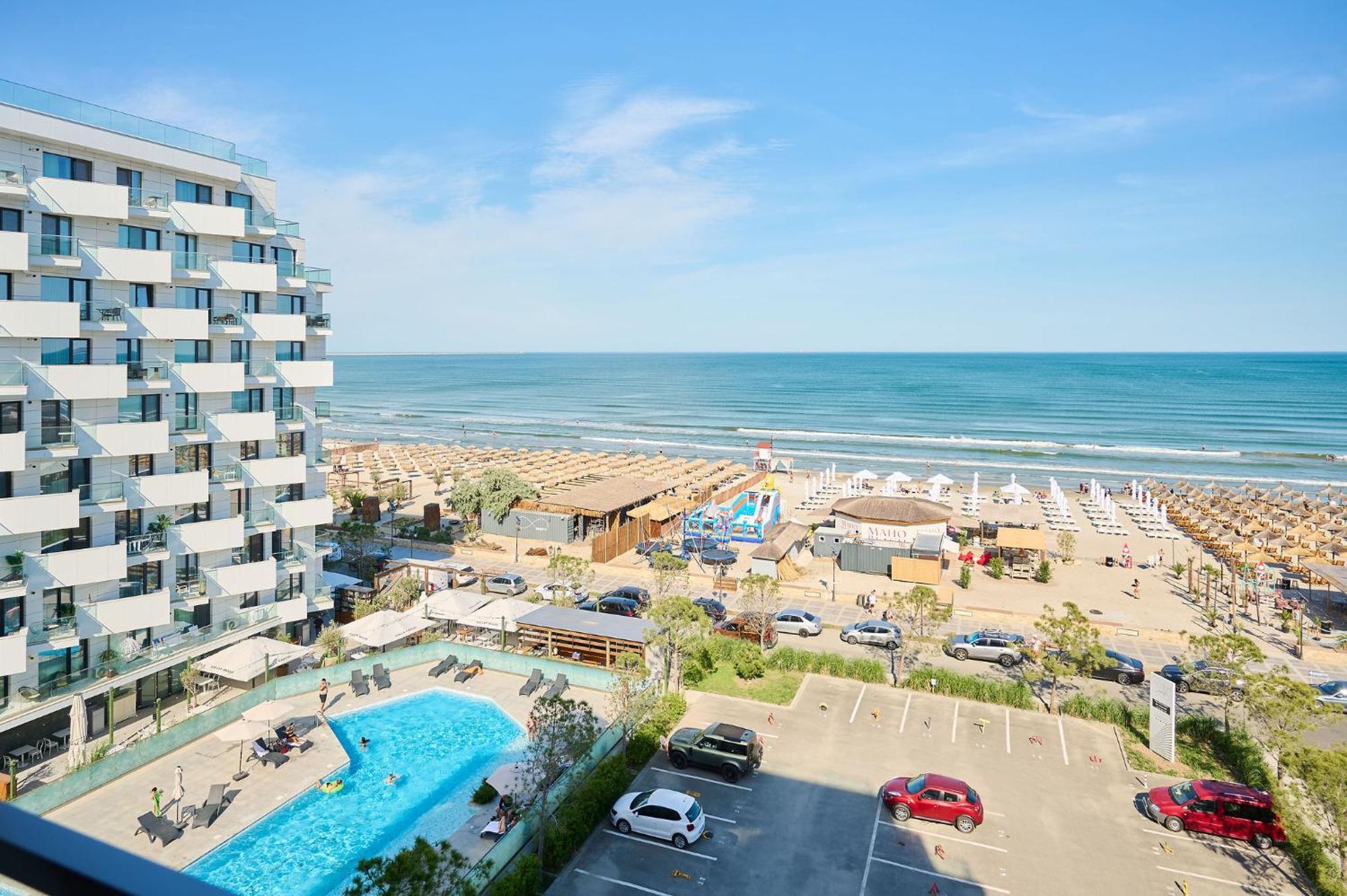 Alma Apartment In Infinity Beach Resort - Parking Mamaia Ngoại thất bức ảnh