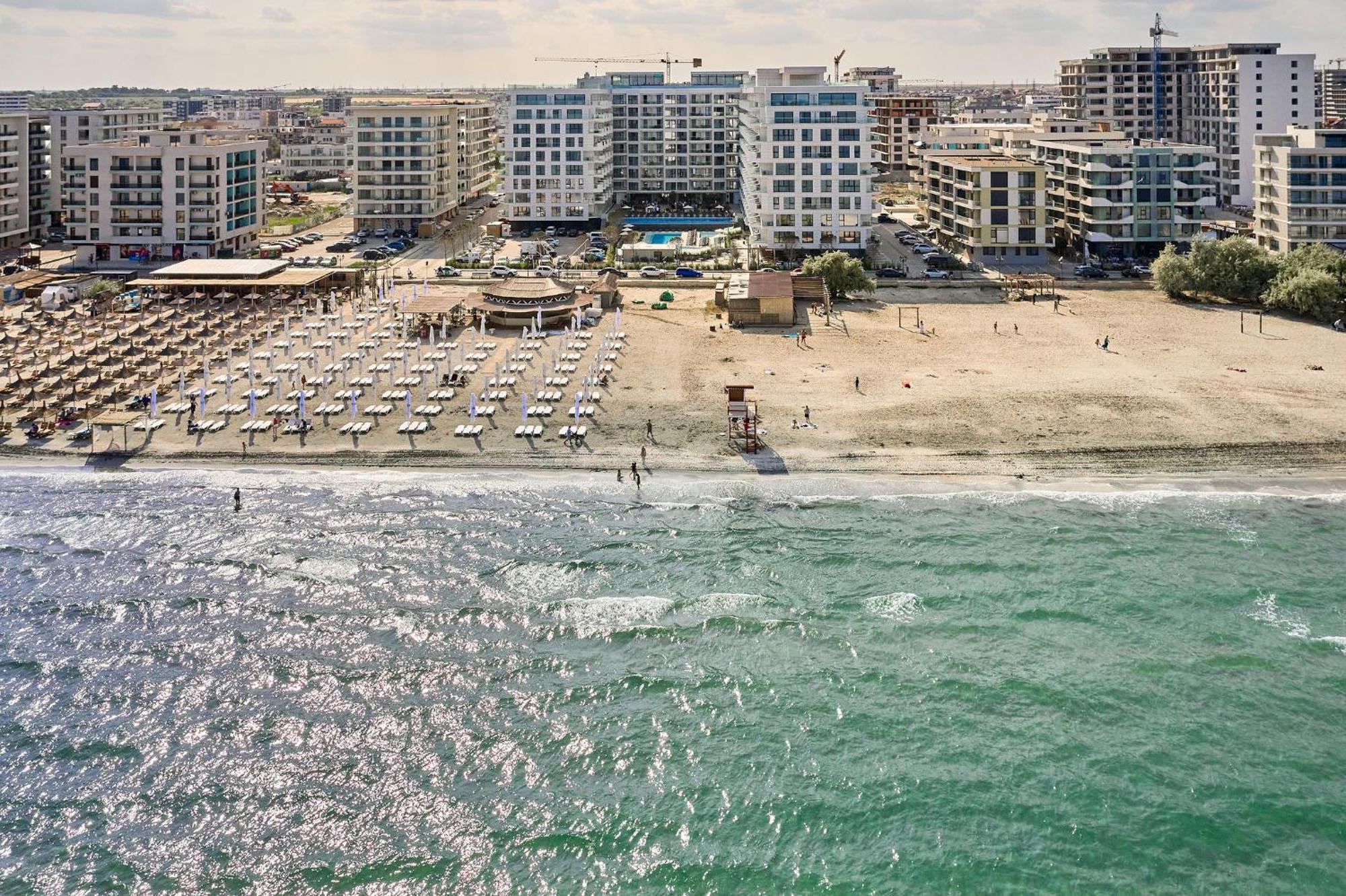 Alma Apartment In Infinity Beach Resort - Parking Mamaia Ngoại thất bức ảnh